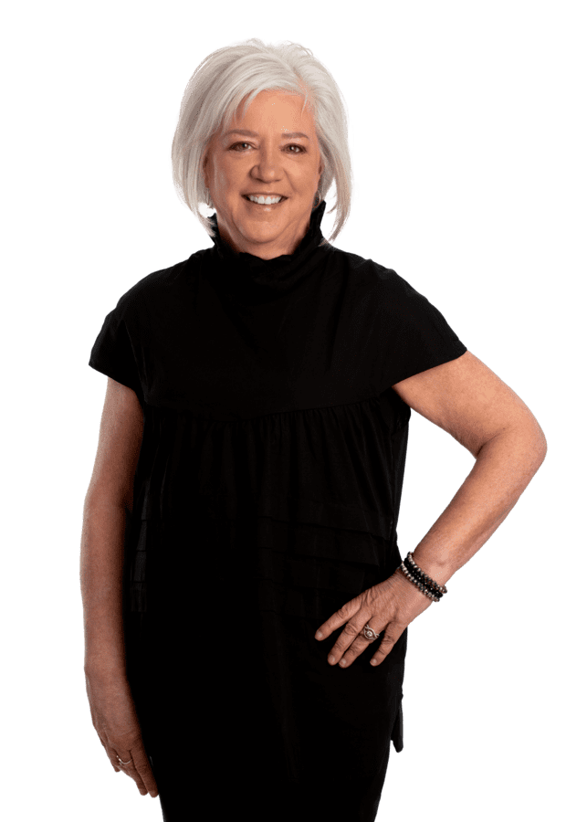 Real Estate Agent Candi Willoughby 